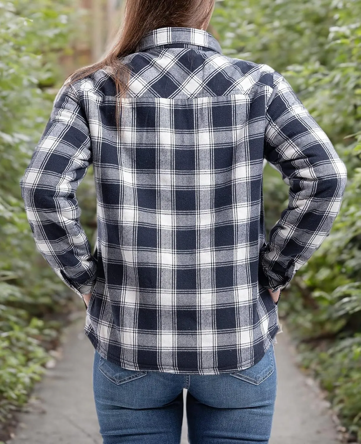 Lisskolo Women's Sherpa Flannel Jacket with Hand Pockets,Warm Fleece Lined Button Up Plaid Flannel Shirt Jackets