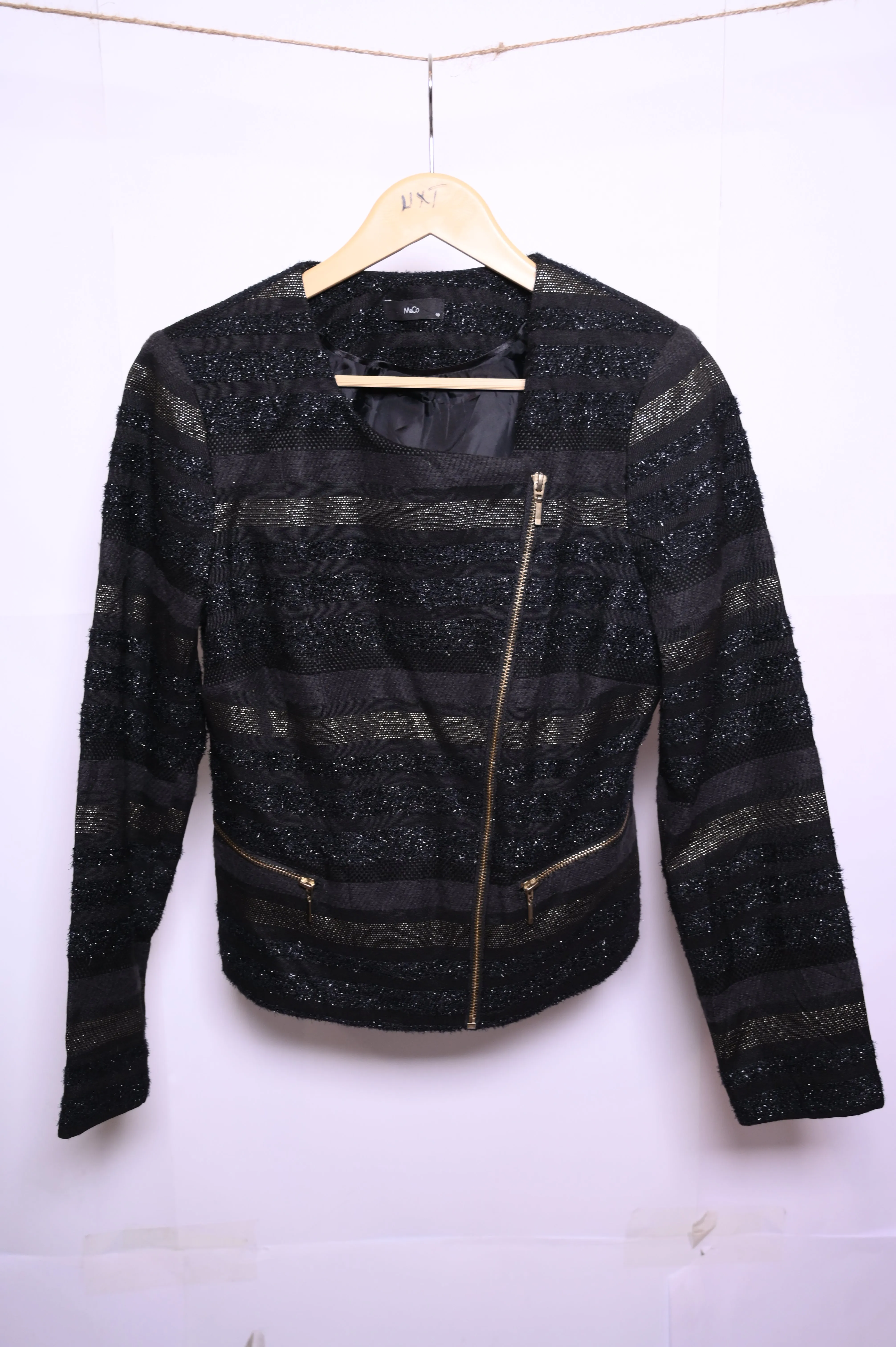 M&Co Black Zipper Jacket – Small