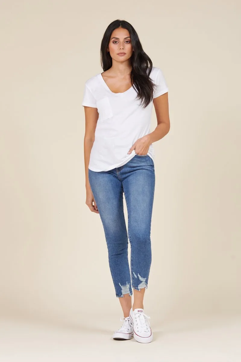 V NECK POCKET TEE